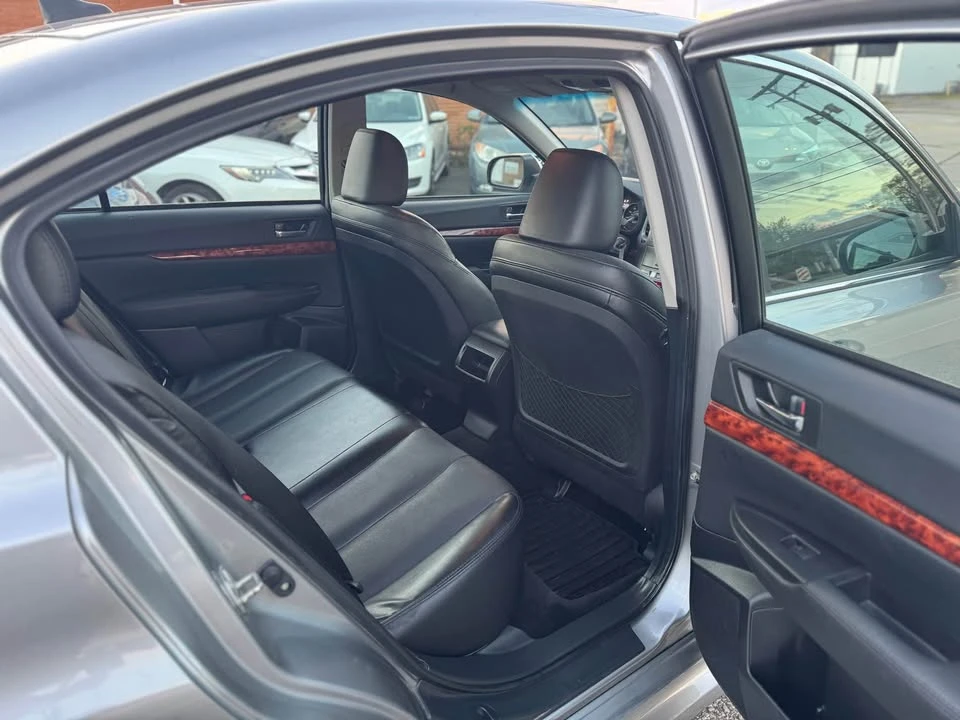 2011 Subaru Legacy 5th Gen - Image 13 of 20