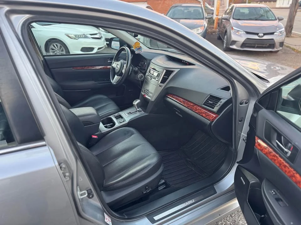 2011 Subaru Legacy 5th Gen - Image 11 of 20
