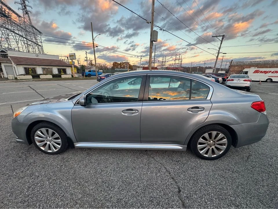 2011 Subaru Legacy 5th Gen - Image 8 of 20