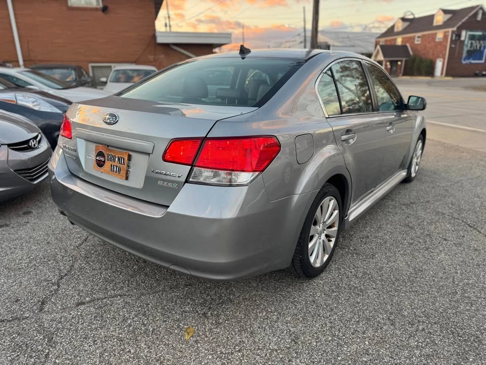 2011 Subaru Legacy 5th Gen - Image 5 of 20