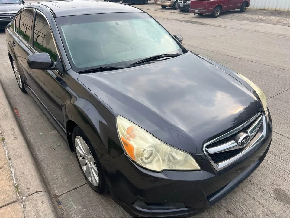2011 Subaru Legacy 5th Gen - Image 5 of 10