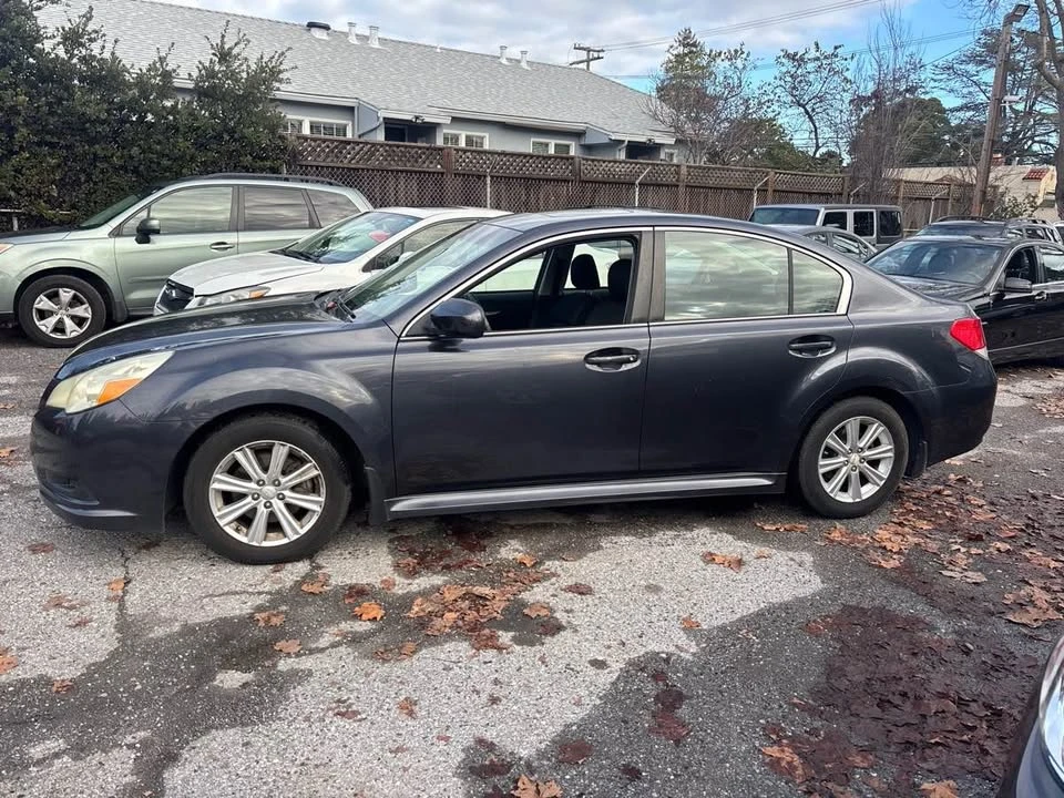 2011 Subaru Legacy 5th Gen - Image 8 of 14