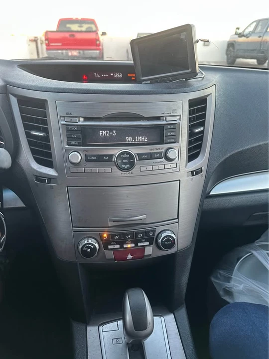 2011 Subaru Legacy 5th Gen - Image 10 of 11