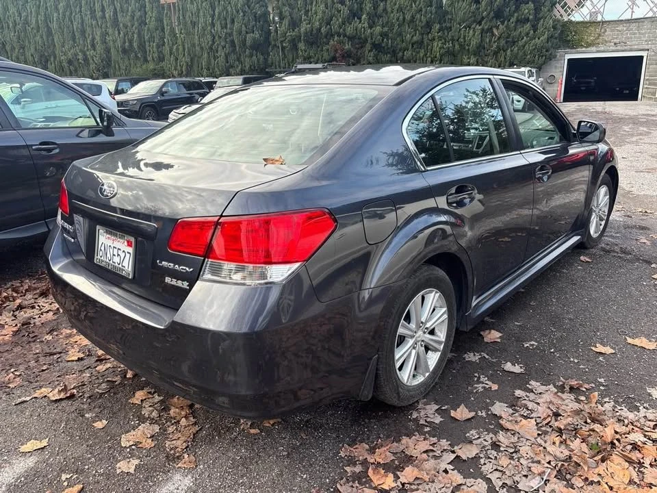 2011 Subaru Legacy 5th Gen - Image 5 of 14