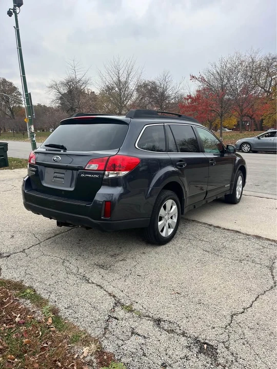 2011 Subaru Outback 4th Gen - Image 5 of 9