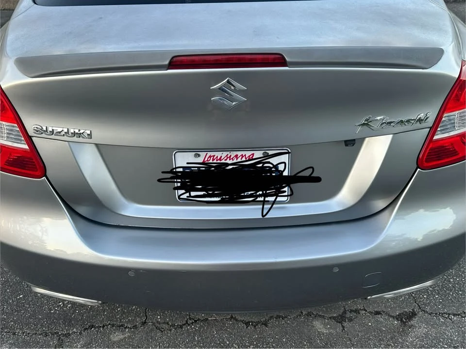2011 Suzuki - Image 3 of 5