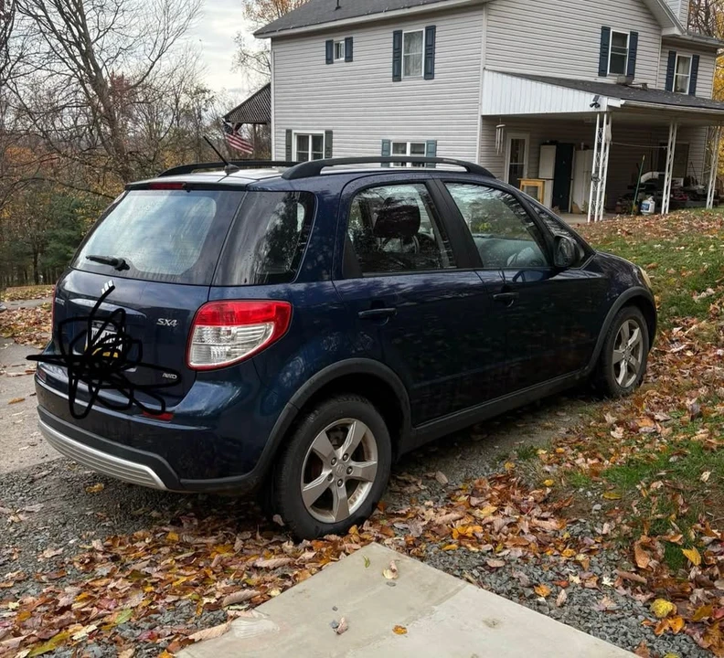 2011 Suzuki SX4 1st Gen - Image 3 of 7