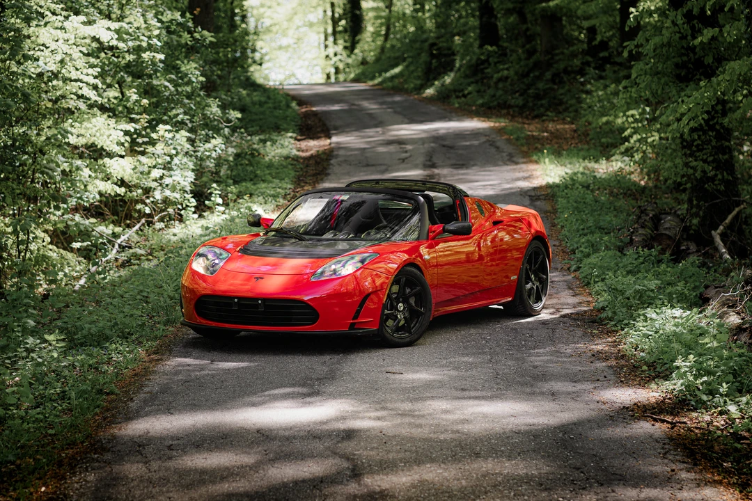 2011 Tesla Roadster - Image 11 of 31