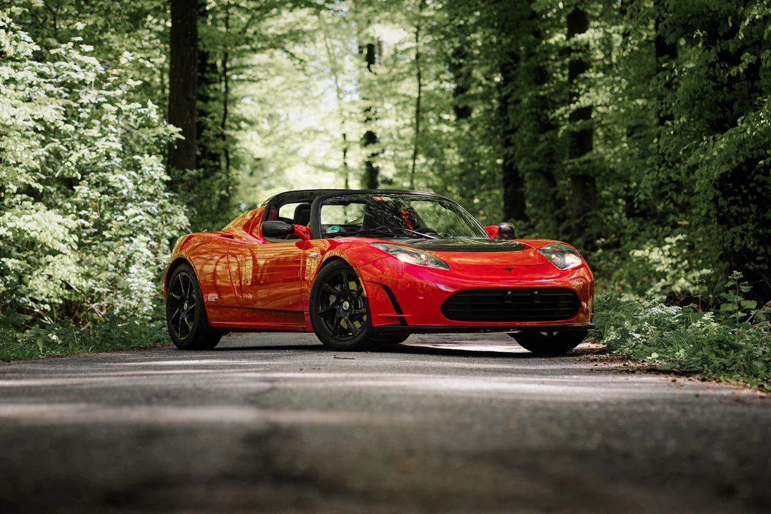 2011 Tesla Roadster - Image 13 of 31