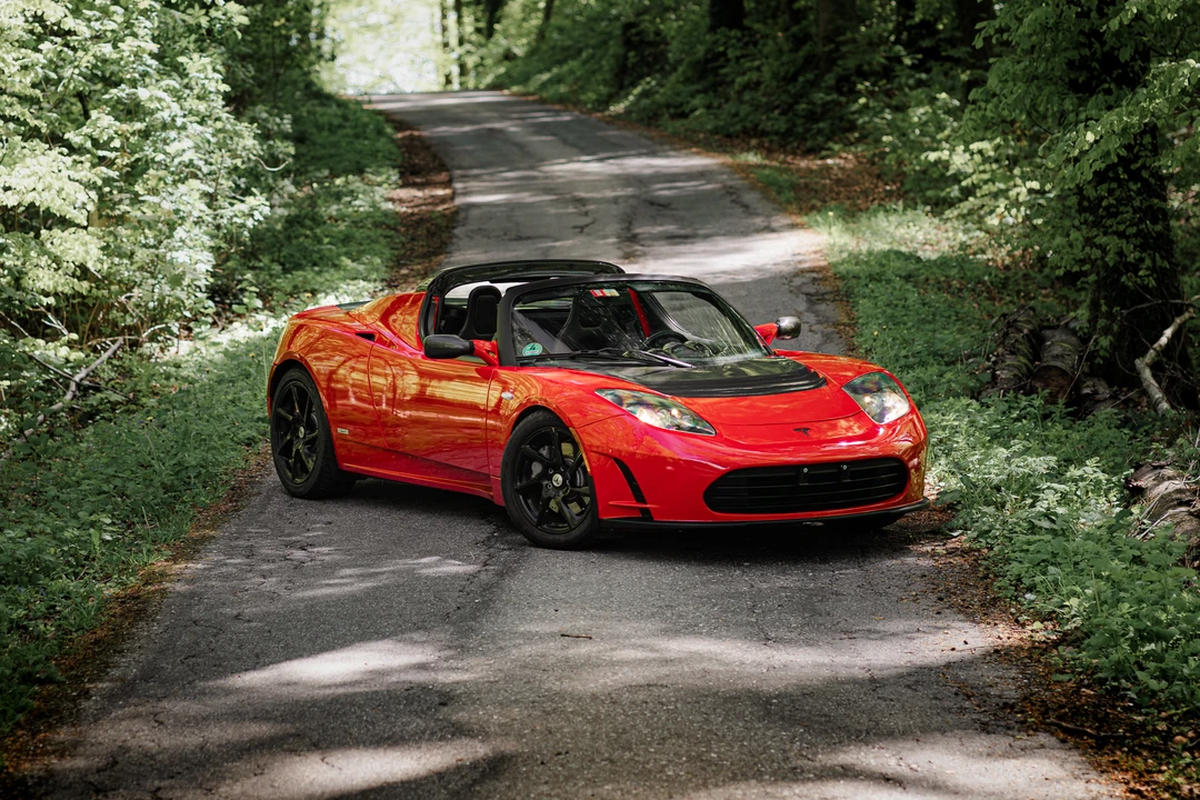 2011 Tesla Roadster - Image 14 of 31