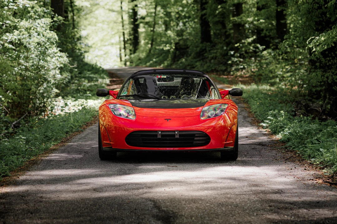 2011 Tesla Roadster - Image 4 of 31