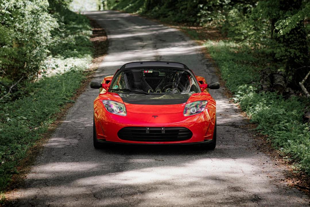 2011 Tesla Roadster - Image 17 of 31