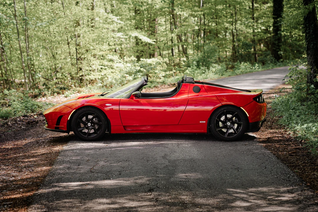 2011 Tesla Roadster - Image 20 of 31