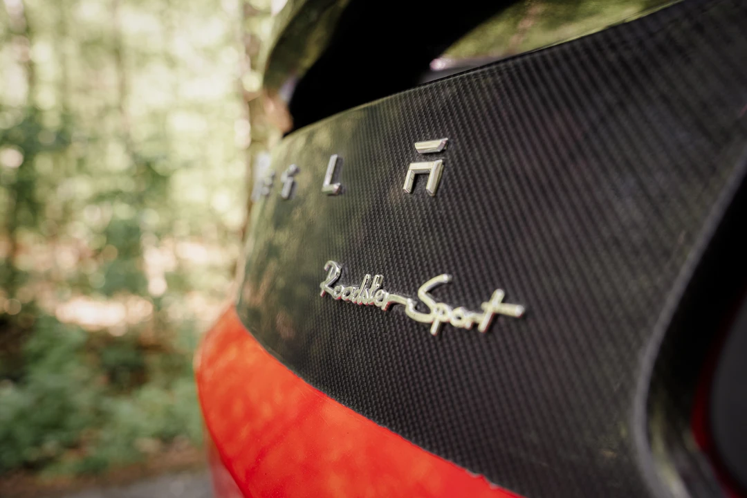 2011 Tesla Roadster - Image 28 of 31