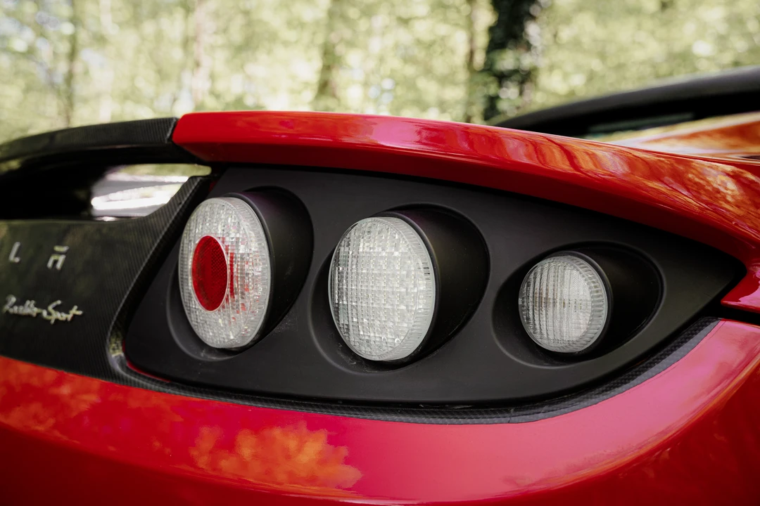 2011 Tesla Roadster - Image 31 of 31