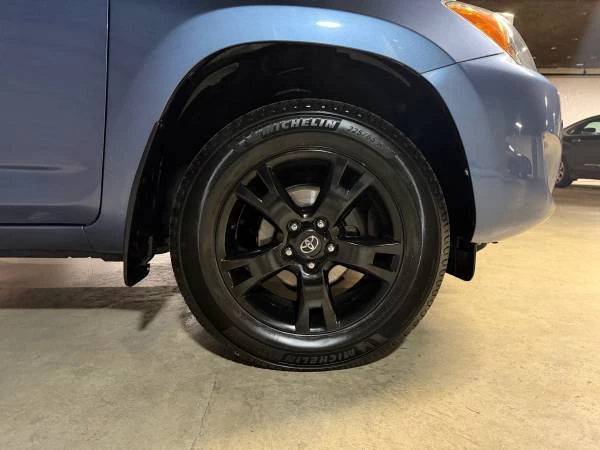 2011 Toyota RAV4 3rd Gen - Image 17 of 20