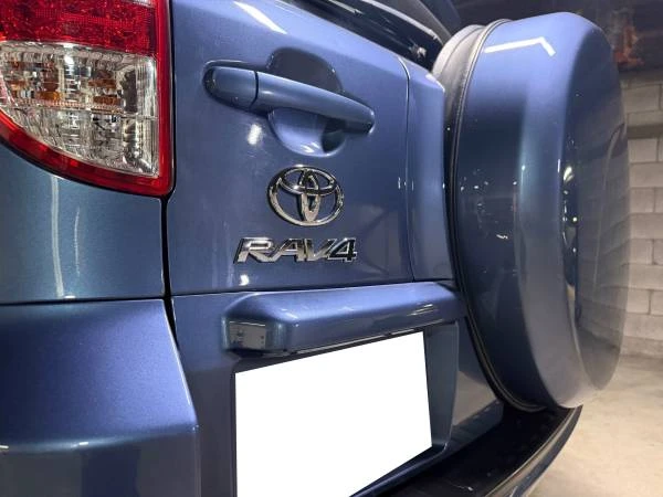 2011 Toyota RAV4 3rd Gen - Image 6 of 20