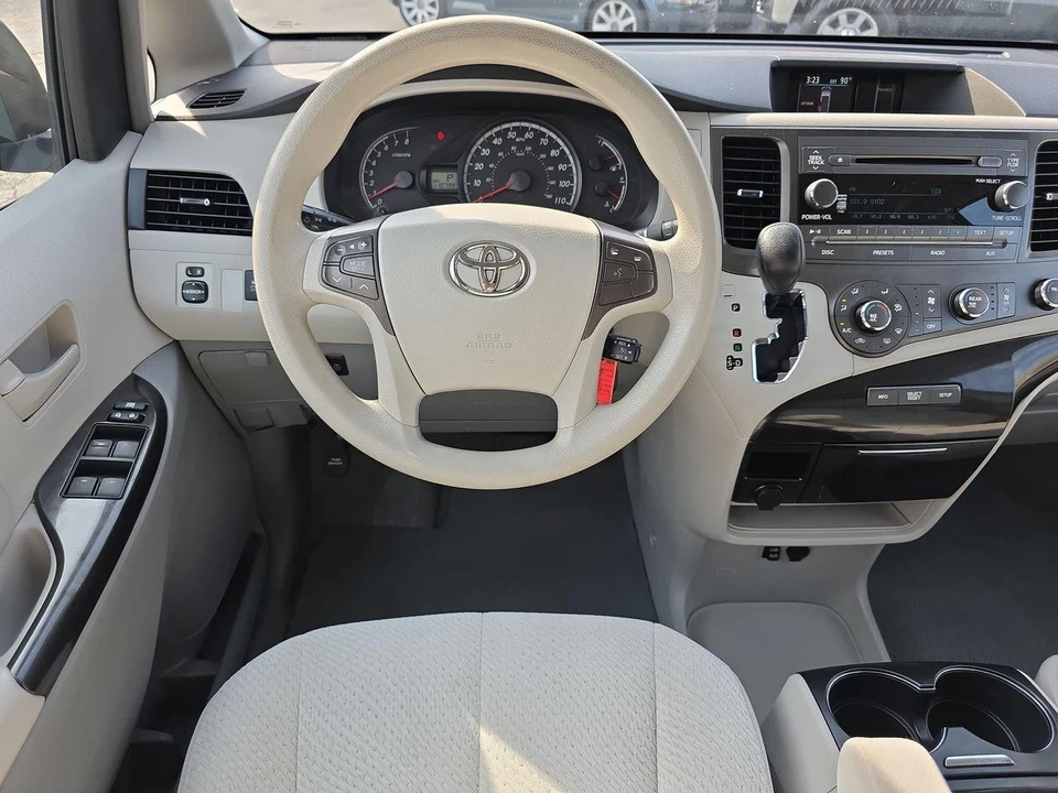 2011 Toyota Sienna 3rd Gen - Image 6 of 21