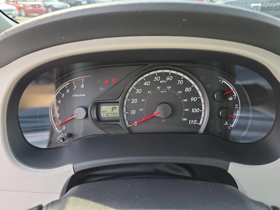2011 Toyota Sienna 3rd Gen - Image 11 of 21