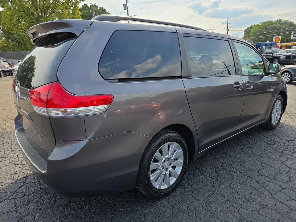 2011 Toyota Sienna 3rd Gen - Image 2 of 21