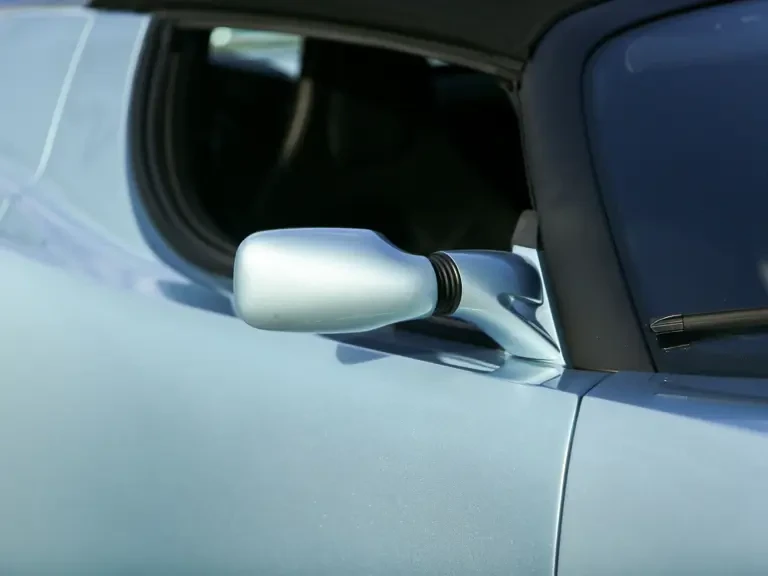 2011 Tesla Roadster - Image 18 of 31