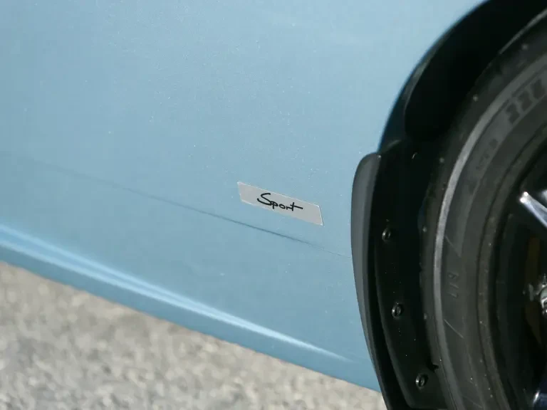 2011 Tesla Roadster - Image 26 of 31