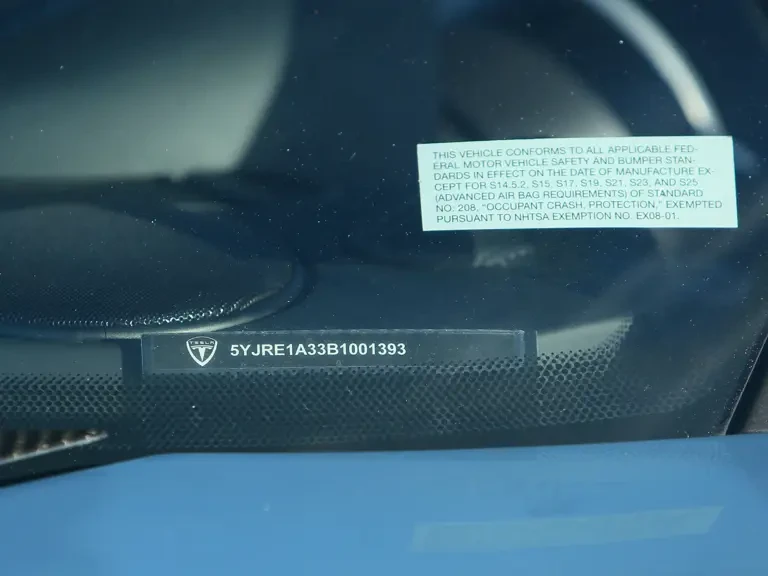 2011 Tesla Roadster - Image 27 of 31