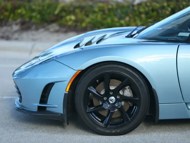 2011 Tesla Roadster - Image 21 of 31