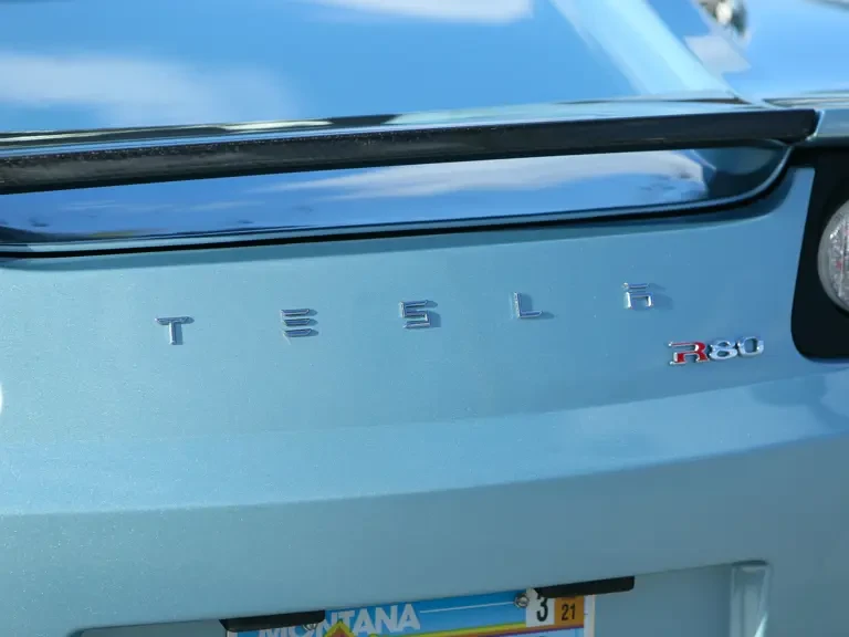 2011 Tesla Roadster - Image 23 of 31
