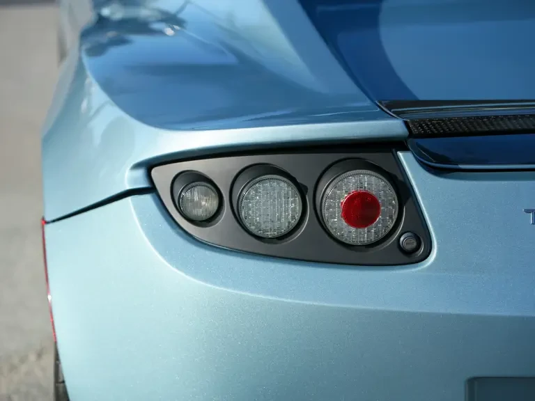 2011 Tesla Roadster - Image 24 of 31