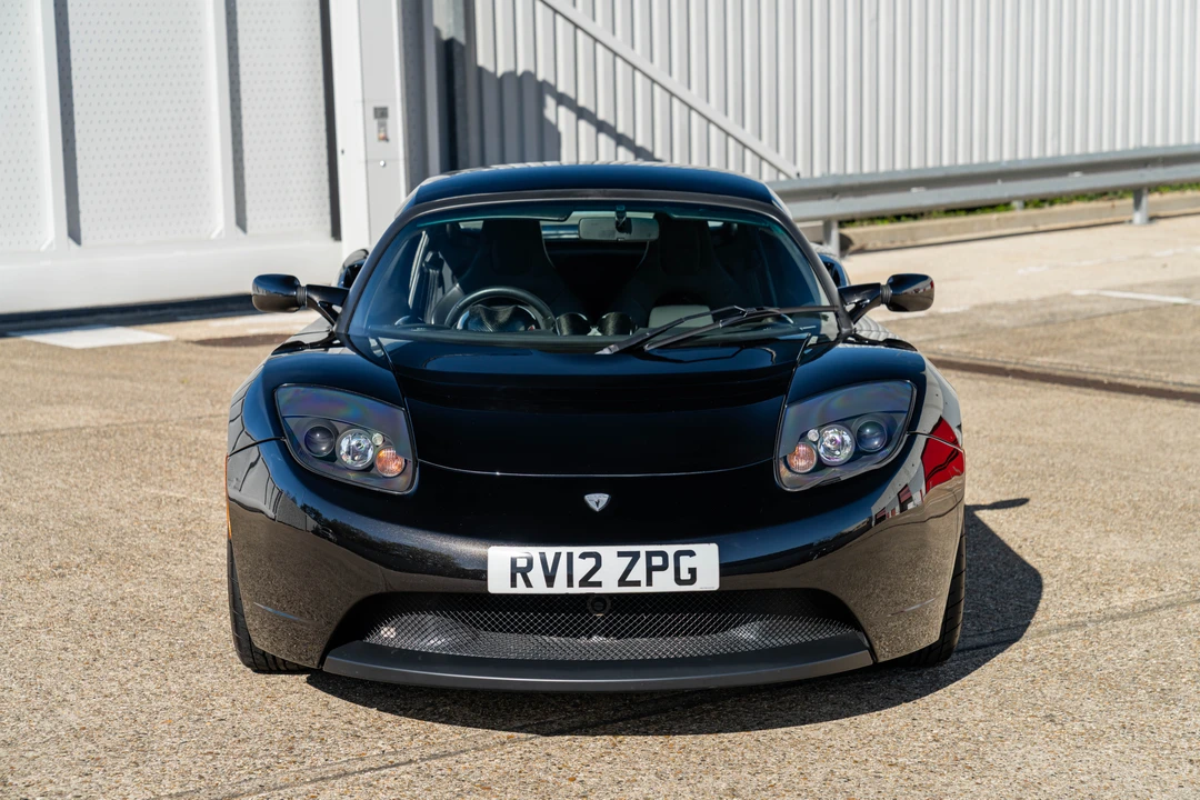 2011 Tesla Roadster - Image 10 of 31