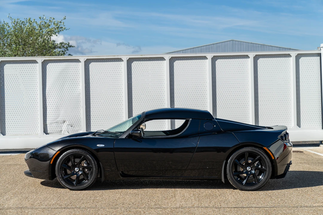 2011 Tesla Roadster - Image 12 of 31