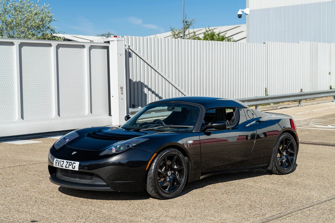 2011 Tesla Roadster - Image 13 of 31