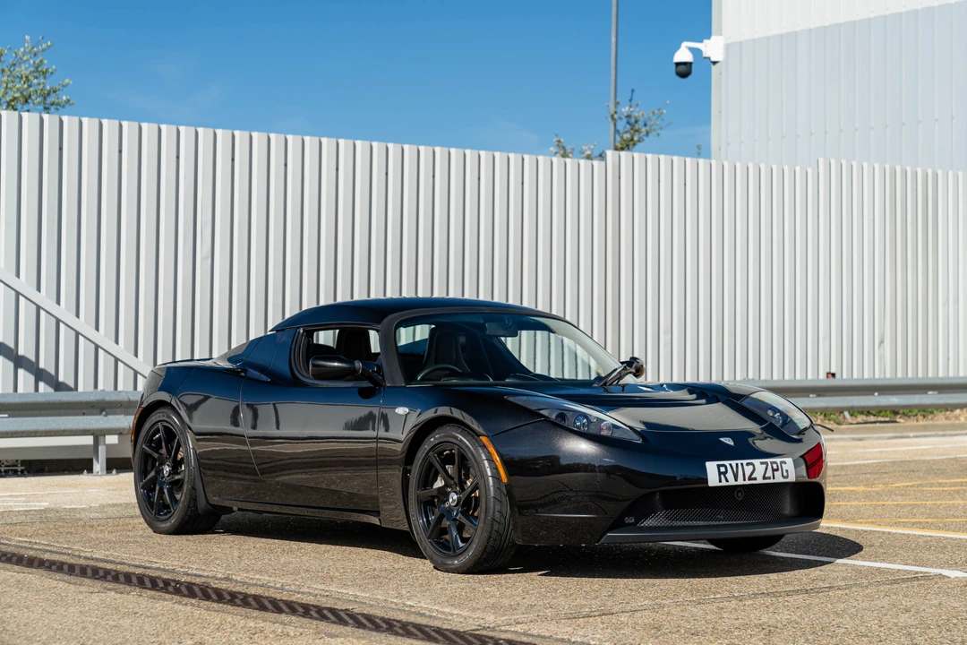 2011 Tesla Roadster - Image 9 of 31