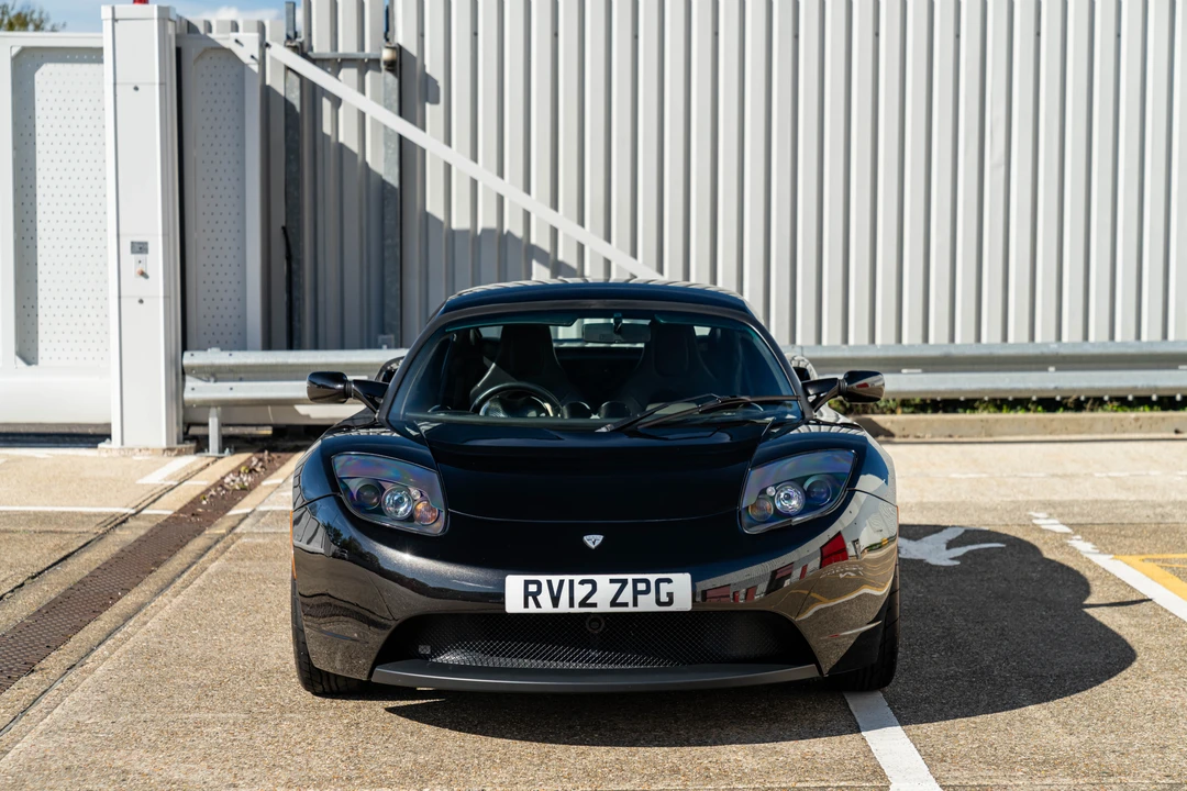 2011 Tesla Roadster - Image 16 of 31