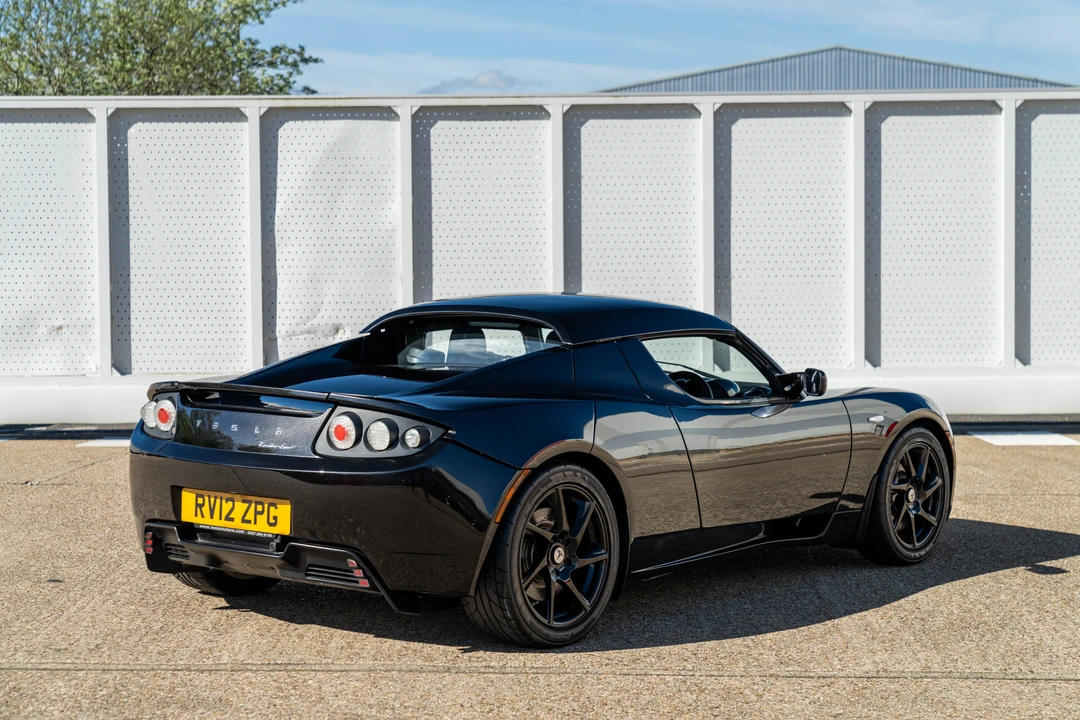 2011 Tesla Roadster - Image 23 of 31