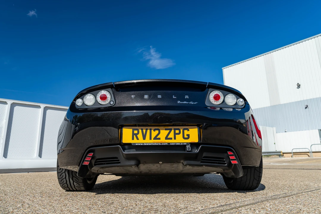 2011 Tesla Roadster - Image 25 of 31