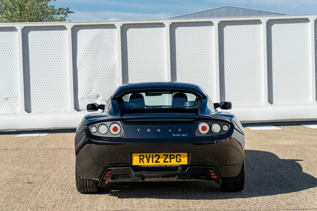 2011 Tesla Roadster - Image 28 of 31