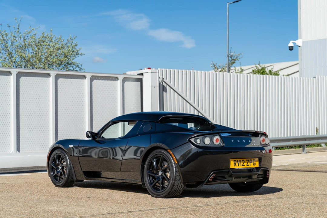 2011 Tesla Roadster - Image 30 of 31