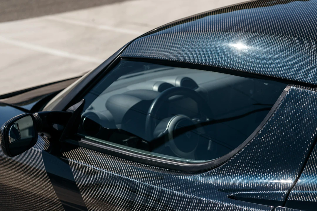 2011 Tesla Roadster - Image 29 of 31