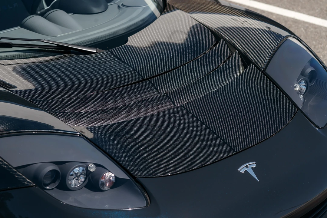 2011 Tesla Roadster - Image 16 of 31