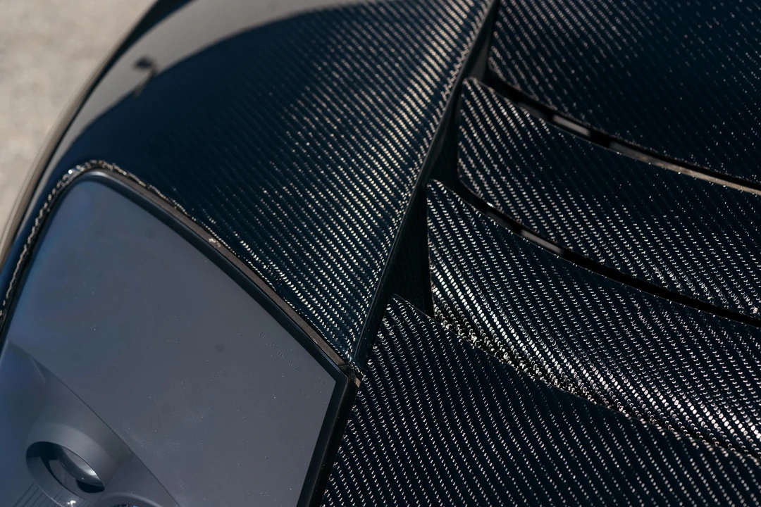 2011 Tesla Roadster - Image 15 of 31