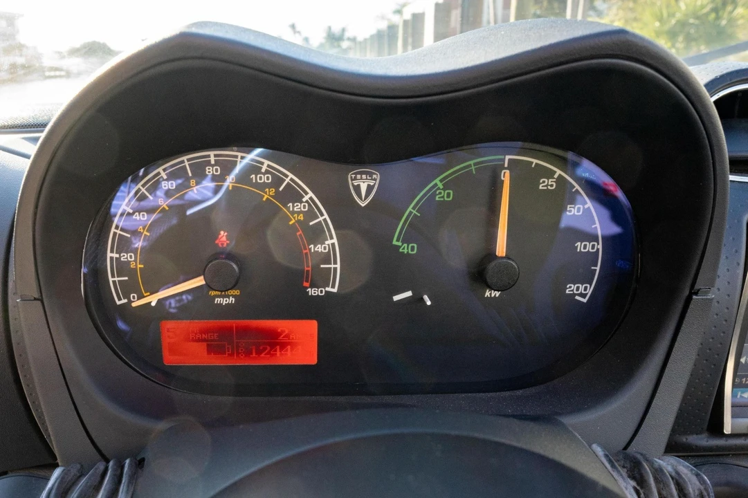 2011 Tesla Roadster - Image 2 of 19
