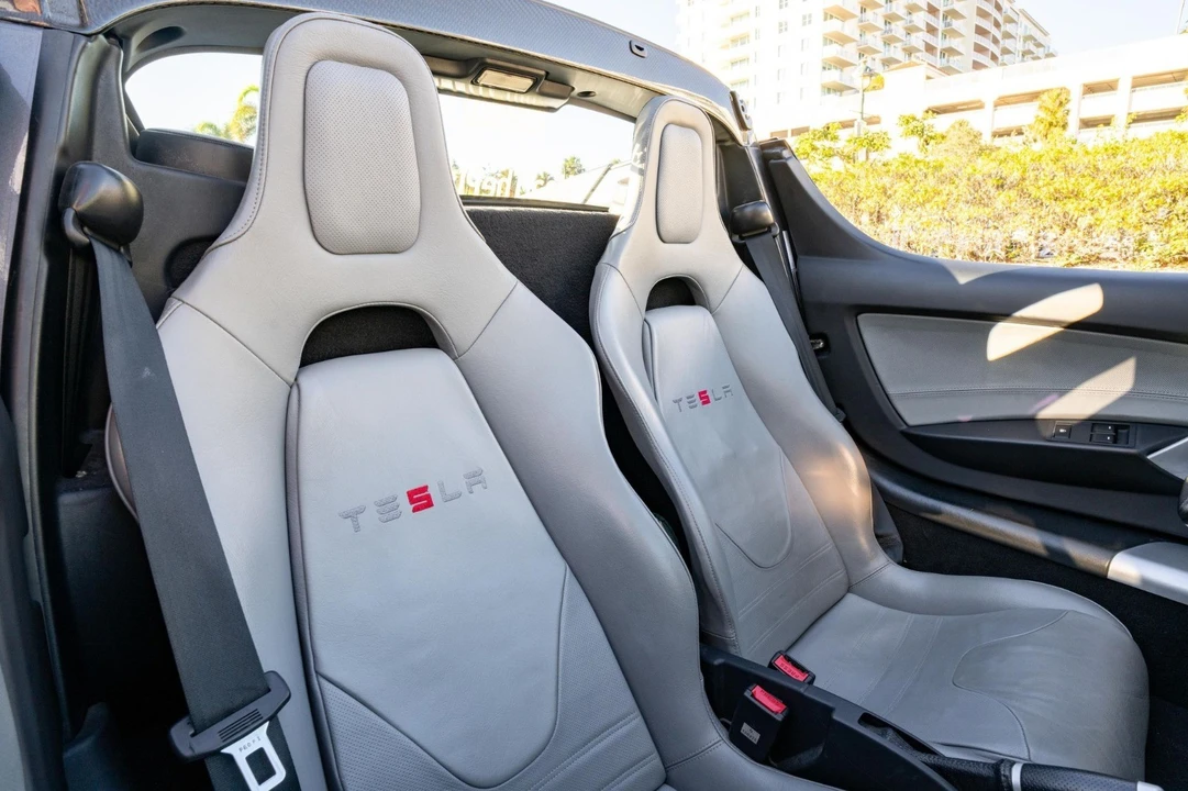 2011 Tesla Roadster - Image 14 of 19