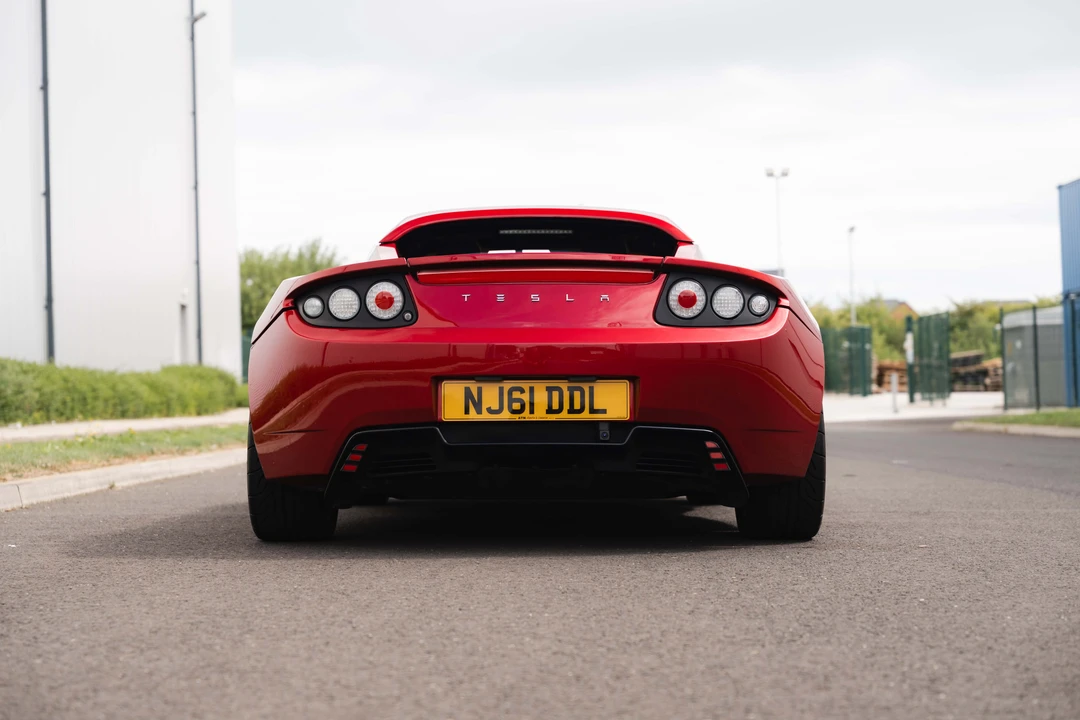 2011 Tesla Roadster - Image 6 of 31