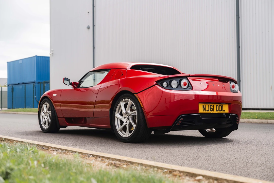 2011 Tesla Roadster - Image 5 of 31