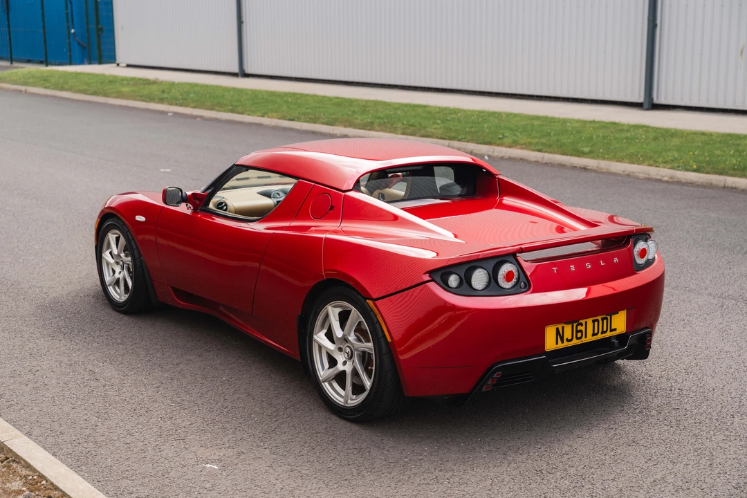 2011 Tesla Roadster - Image 22 of 31
