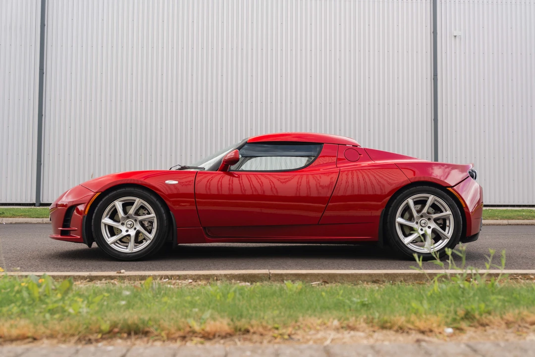 2011 Tesla Roadster - Image 4 of 31