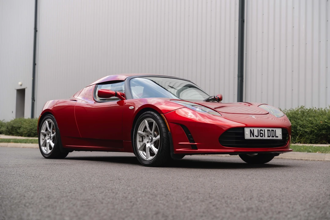 2011 Tesla Roadster - Image 9 of 31