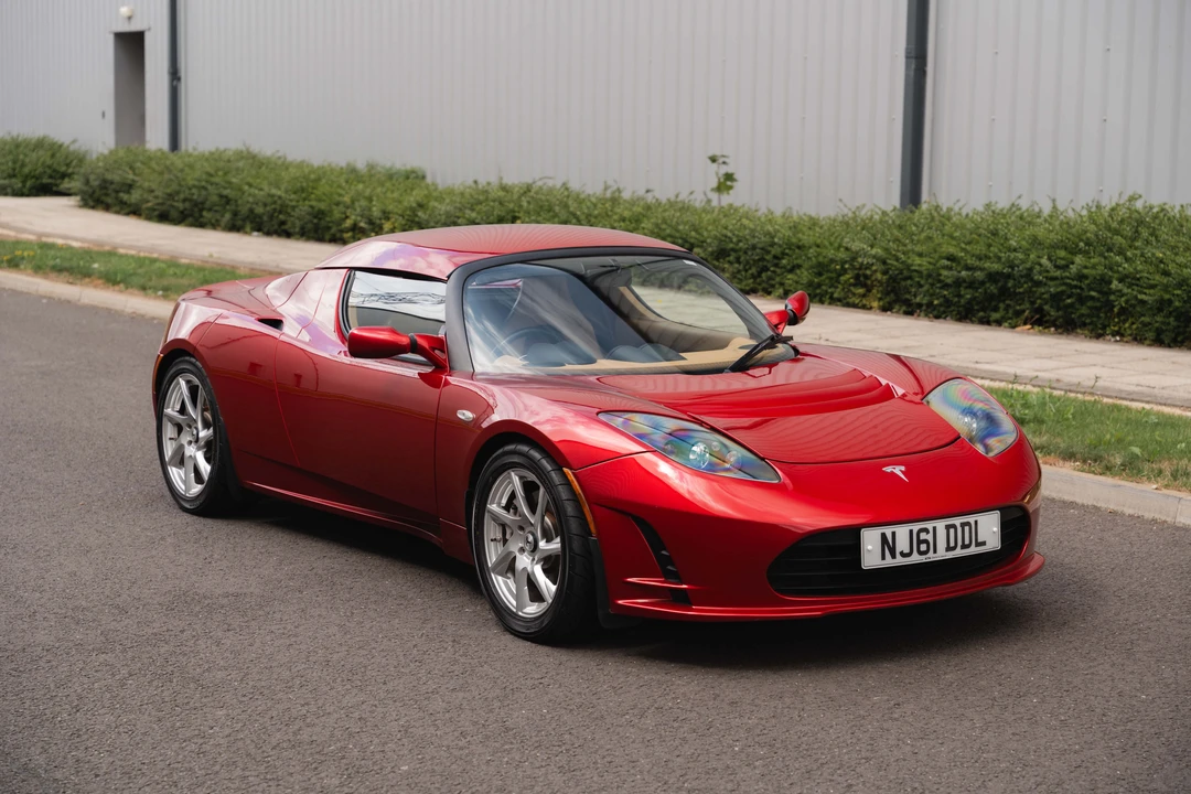 2011 Tesla Roadster - Image 25 of 31